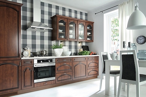 Kapelo -  jabloň tmavá patina