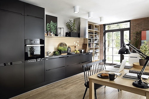 Capital – 33rd saperavi avenue – černý mat