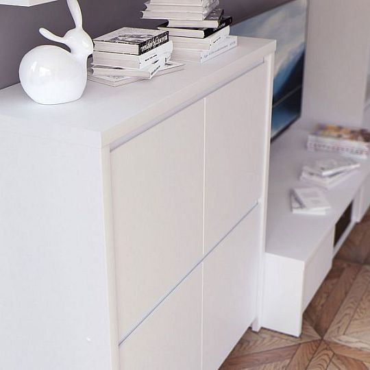 Kaspian skříňka KOM4D bílá/bílá matná