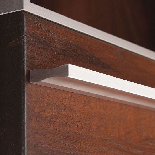 PORTUGAL 10 Vitrína levá, dub antický