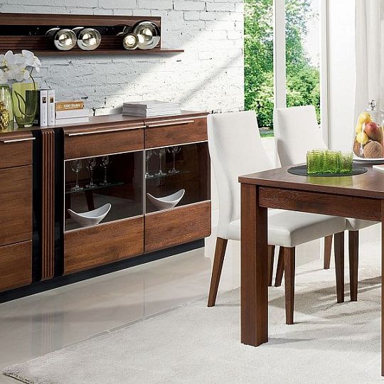 PORTUGAL 48 komoda, dub antický